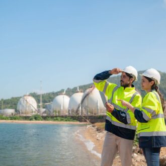 mechanical-engineer-working-and-inspection-gas-pip-2025-05-07-04-18-26-utc