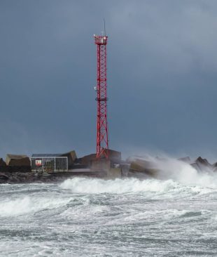heavy-storm-at-the-gates-to-the-port-of-klaipeda-2025-02-09-09-51-08-utc